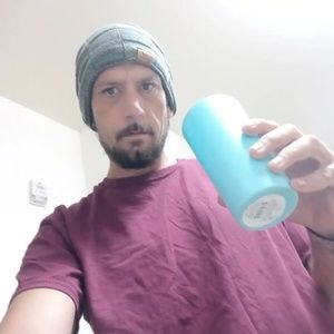 Meet your Posher, Jonathan